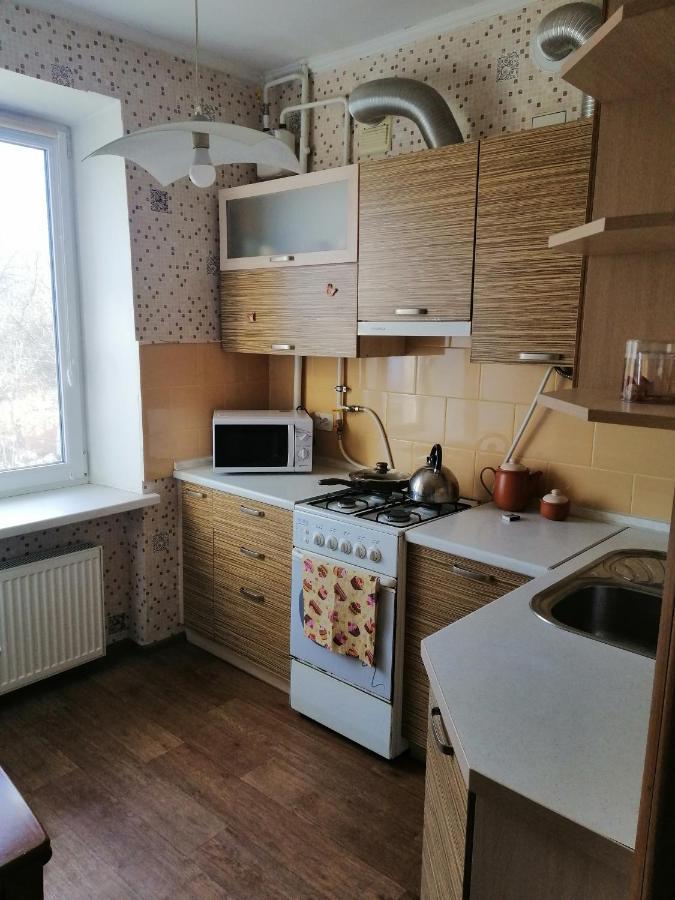 Уютная Квартира На Лётной 6 Černihiv Esterno foto